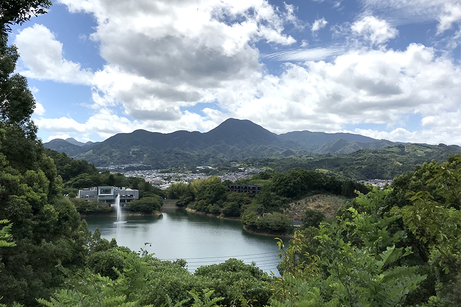 愛媛県伊予郡砥部町